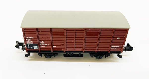 3253,  gedeckter Güterwagen braun der DB Minitrix  Spur N